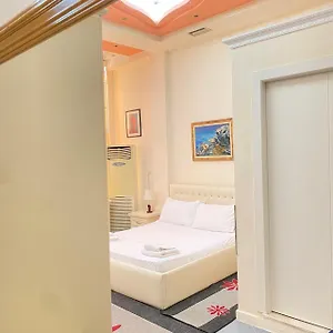 https://hotel-pasarela.albaniahotels.org